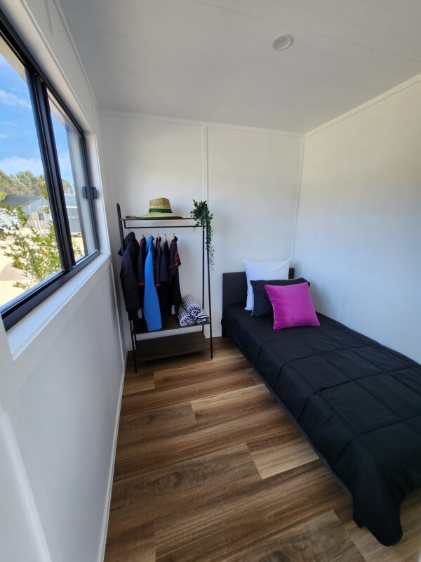 40ft Daintree_shipping container homes (7) 2 bedroom